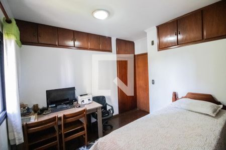 Apartamento à venda com 158m², 4 quartos e 2 vagas Apartamento à venda com 158m², 4 quartos e 2 vagasSuite 2