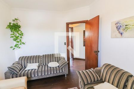 Apartamento à venda com 158m², 4 quartos e 2 vagas Apartamento à venda com 158m², 4 quartos e 2 vagasQuarto 4