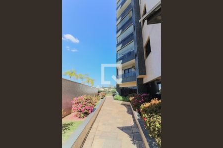 Apartamento à venda com 158m², 4 quartos e 2 vagas Apartamento à venda com 158m², 4 quartos e 2 vagasCondomínio