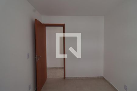 Quarto 1 de apartamento para alugar com 2 quartos, 44m² em Jardim Íris, São Paulo