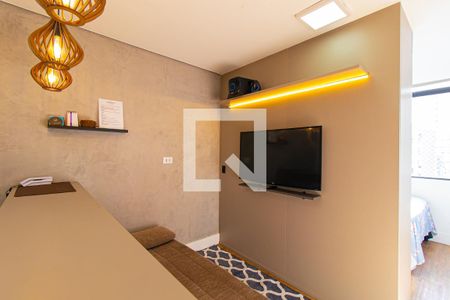 Sala de kitnet/studio para alugar com 1 quarto, 32m² em Consolação, São Paulo