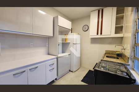 Cozinha de apartamento para alugar com 2 quartos, 62m² em Trindade, Florianópolis