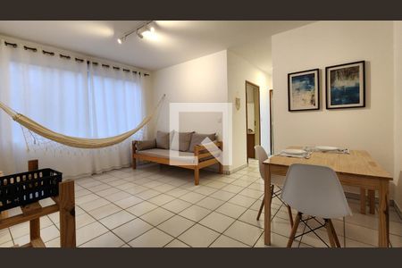 Sala de Estar / Jantar de apartamento para alugar com 2 quartos, 62m² em Trindade, Florianópolis