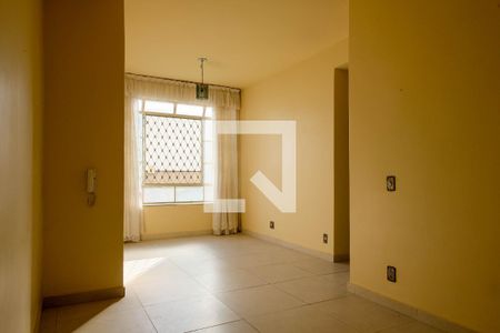 Sala de apartamento para alugar com 2 quartos, 67m² em Renascença, Belo Horizonte