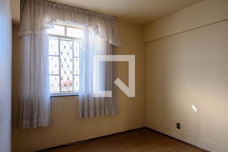 Quarto 2 de apartamento para alugar com 2 quartos, 67m² em Renascença, Belo Horizonte