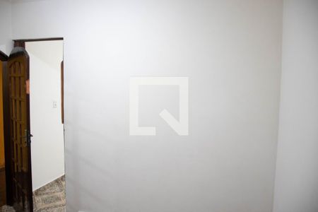 Sala de casa para alugar com 2 quartos, 85m² em Conjunto Residencial José Bonifácio, São Paulo