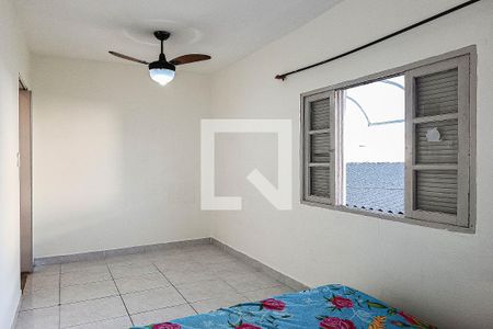 Quarto 1 de casa para alugar com 2 quartos, 90m² em Vila Constança, São Paulo