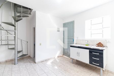 Cozinha de casa para alugar com 1 quarto, 35m² em Vila Constança, São Paulo