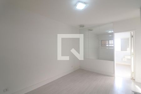 Sala  de apartamento para alugar com 2 quartos, 58m² em Santa Teresinha, São Paulo