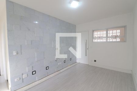 Sala  de apartamento para alugar com 2 quartos, 58m² em Santa Teresinha, São Paulo