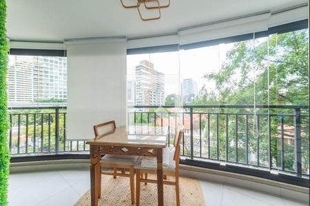 Varanda de apartamento para alugar com 2 quartos, 70m² em Vila Cordeiro, São Paulo