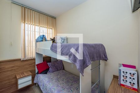Quarto 2 de apartamento para alugar com 2 quartos, 72m² em Estoril, Belo Horizonte