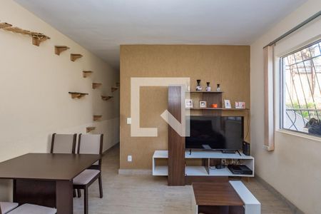 Sala de apartamento à venda com 2 quartos, 72m² em Estoril, Belo Horizonte