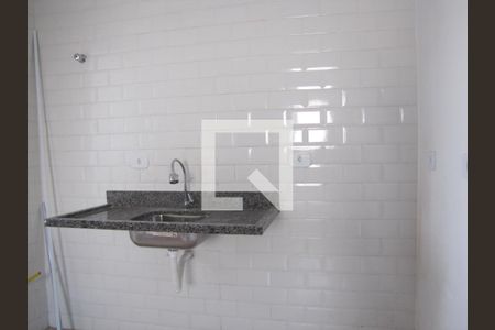 Sala/Cozinha de apartamento para alugar com 1 quarto, 35m² em Vila Guilhermina, São Paulo