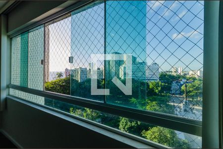 Vista da Sala de apartamento para alugar com 3 quartos, 135m² em Canela, Salvador