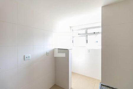 Apartamento à venda com 60m², 2 quartos e 2 vagas Apartamento à venda com 60m², 2 quartos e 2 vagasCozinha e Área de Serviço