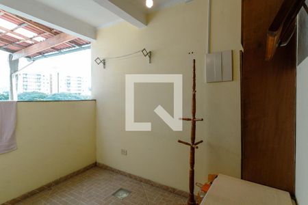 Quarto 1  de casa para alugar com 3 quartos, 130m² em Vila Palmeiras, São Paulo