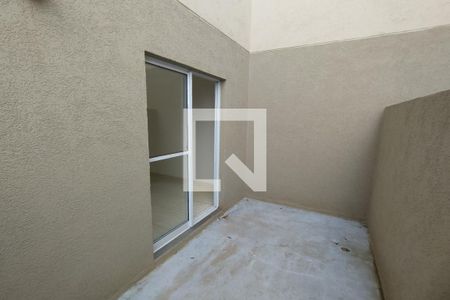 Apartamento para alugar com 45m², 2 quartos e 1 vaga Apartamento para alugar com 45m², 2 quartos e 1 vagaVaranda