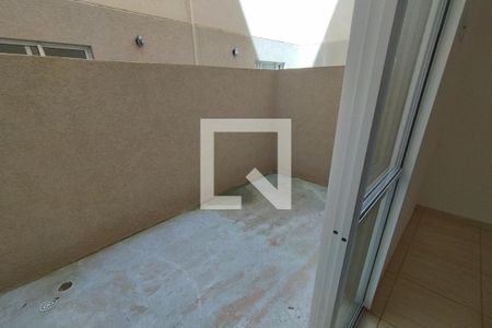 Apartamento para alugar com 45m², 2 quartos e 1 vaga Apartamento para alugar com 45m², 2 quartos e 1 vagaVaranda
