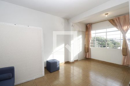 Sala 2 de casa para alugar com 5 quartos, 270m² em Vila Maria Luisa, São Paulo