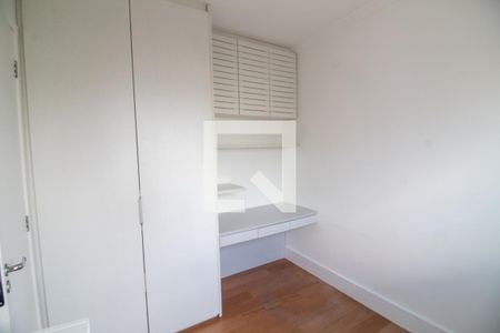 Quarto 1 de apartamento para alugar com 2 quartos, 70m² em Campo Belo, São Paulo