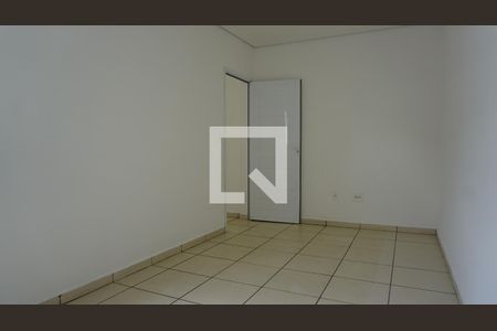 Quarto de casa para alugar com 2 quartos, 60m² em Vila Antonio, São Paulo