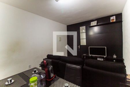 Sala de casa de condomínio para alugar com 2 quartos, 70m² em Parada Xv de Novembro, São Paulo