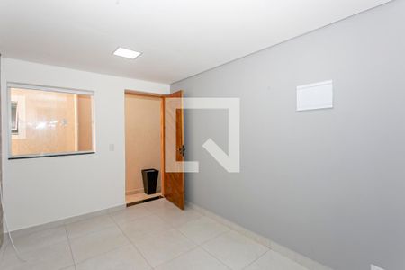 Sala de casa para alugar com 1 quarto, 34m² em Sacoma, São Paulo