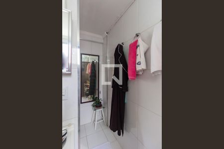 Apartamento à venda com 67m², 2 quartos e 1 vaga Apartamento à venda com 67m², 2 quartos e 1 vagaBanheiro