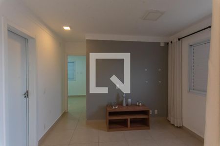 Sala 2 de apartamento à venda com 3 quartos, 68m² em Jardim Ipaussurama, Campinas