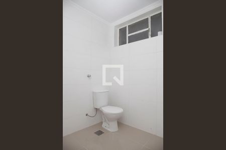 Banheiro de apartamento para alugar com 1 quarto, 46m² em Rio Branco, Porto Alegre