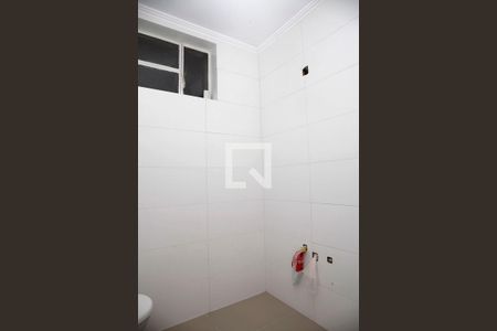 Banheiro de apartamento para alugar com 1 quarto, 46m² em Rio Branco, Porto Alegre