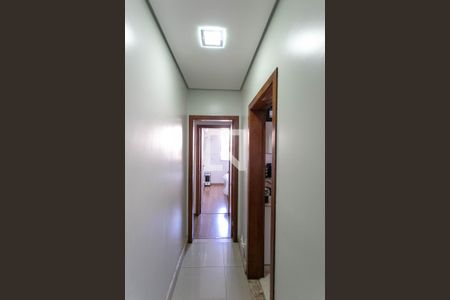 Corredor de apartamento para alugar com 3 quartos, 115m² em Dona Clara, Belo Horizonte