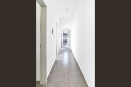 Corredor de casa para alugar com 2 quartos, 89m² em Novo Glória, Belo Horizonte