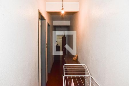 Corredor de apartamento à venda com 3 quartos, 80m² em Rubem Berta, Porto Alegre