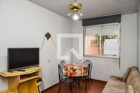 Sala de apartamento para alugar com 3 quartos, 80m² em Rubem Berta, Porto Alegre