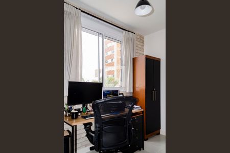 Quarto / Escritório de apartamento para alugar com 3 quartos, 92m² em Córrego Grande, Florianópolis