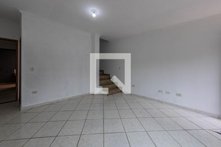 Sala de casa para alugar com 2 quartos, 72m² em Vila Ivone, São Paulo