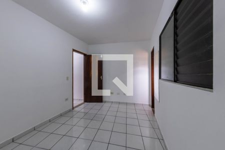 Suíte 2 de casa para alugar com 2 quartos, 72m² em Vila Ivone, São Paulo