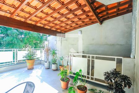 Varanda de casa à venda com 3 quartos, 131m² em Parque Monte Alegre, Taboão da Serra