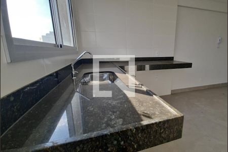 Cozinha  de apartamento à venda com 1 quarto, 34m² em Salgado Filho, Belo Horizonte
