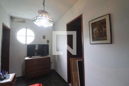 Quarto 1  de casa à venda com 4 quartos, 180m² em Vila Vitório Mazzei, São Paulo