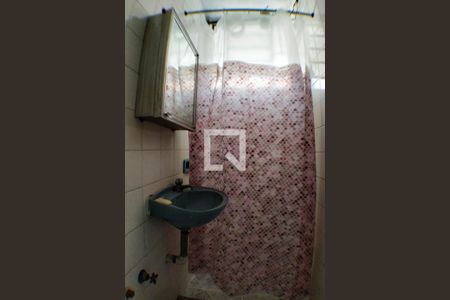 Casa à venda com 260m², 5 quartos e 3 vagas Casa à venda com 260m², 5 quartos e 3 vagasBanheiro de serviço