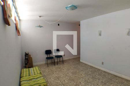 Sala 2 de casa para alugar com 5 quartos, 260m² em Centro, Niterói