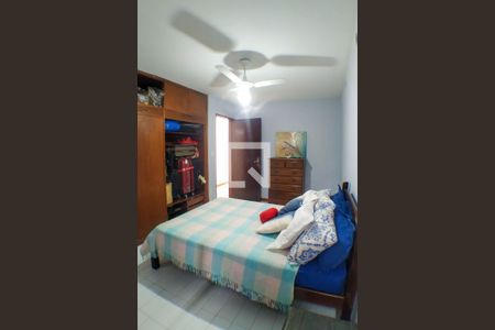 Casa à venda com 260m², 5 quartos e 3 vagas Casa à venda com 260m², 5 quartos e 3 vagasQuarto 3