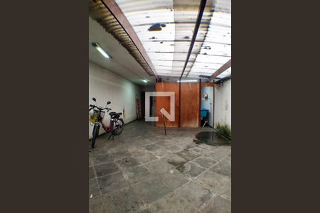 Casa à venda com 260m², 5 quartos e 3 vagas