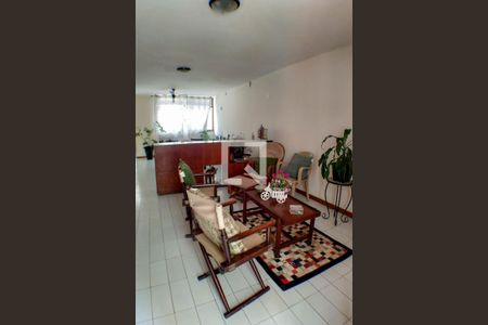 Sala de casa para alugar com 5 quartos, 260m² em Centro, Niterói