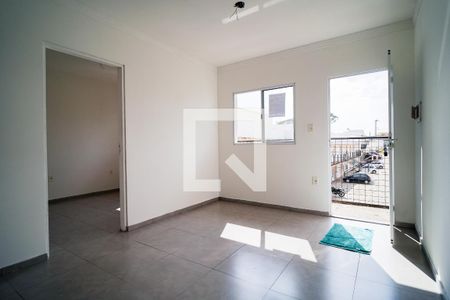 Sala de apartamento para alugar com 2 quartos, 44m² em Lopes de Oliveira, Sorocaba