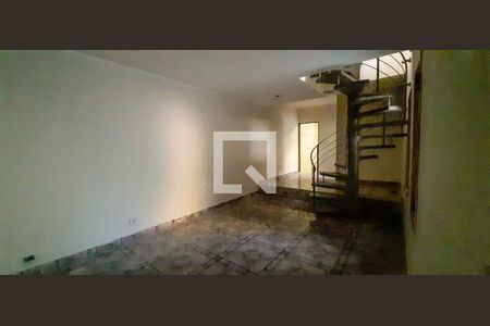 Sala de casa à venda com 3 quartos, 170m² em Km 18, Osasco