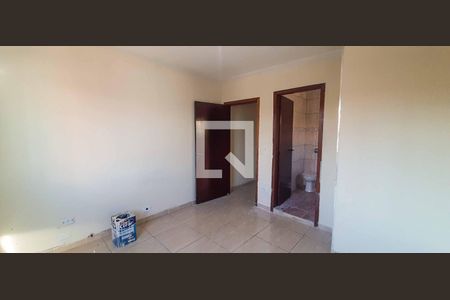 Suíte de casa à venda com 3 quartos, 170m² em Km 18, Osasco